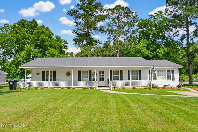 128 Seals Street, Tabor City, NC 28463