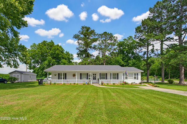 128 Seals Street, Tabor City, NC 28463