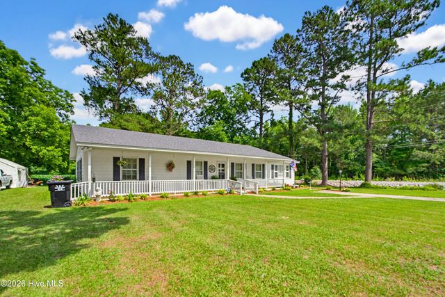 128 Seals Street, Tabor City, NC 28463