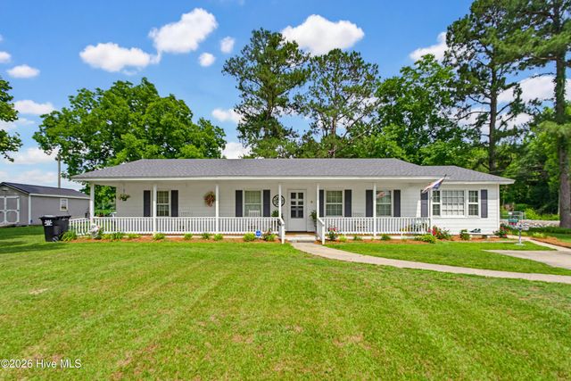 128 Seals Street, Tabor City, NC 28463