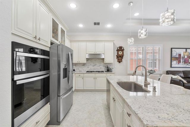 8240 NW 120th Way, Parkland, FL 33076