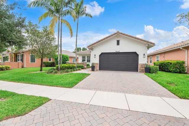 8240 NW 120th Way, Parkland, FL 33076