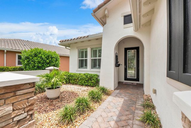 8240 NW 120th Way, Parkland, FL 33076