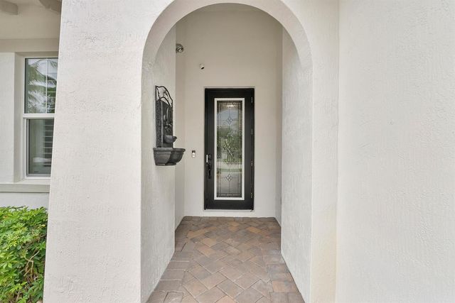 8240 NW 120th Way, Parkland, FL 33076