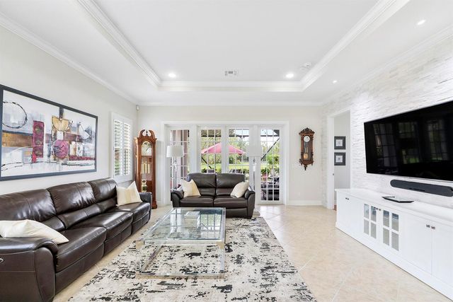 8240 NW 120th Way, Parkland, FL 33076