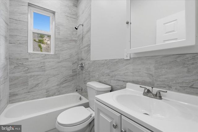 2235 W ONTARIO ST, Philadelphia, PA 19140