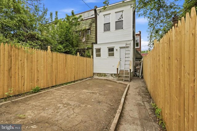2235 W ONTARIO ST, Philadelphia, PA 19140