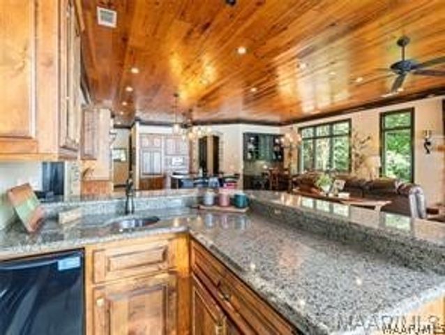 324 Katie Lane, Titus, AL 36080