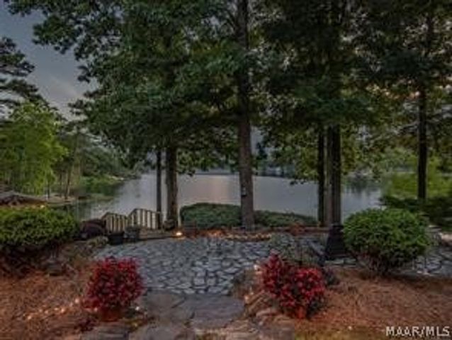 324 Katie Lane, Titus, AL 36080