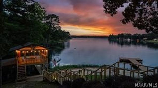 324 Katie Lane, Titus, AL 36080