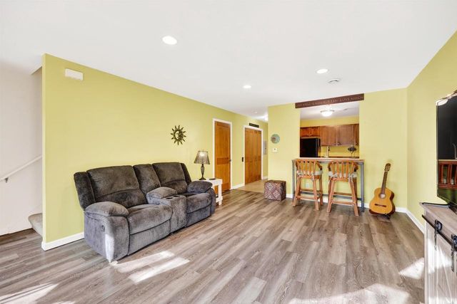 5326 Lake Park Boulevard, Madison, WI 53713