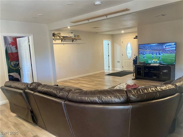 1314 Jessica Avenue, Las Vegas, NV 89104