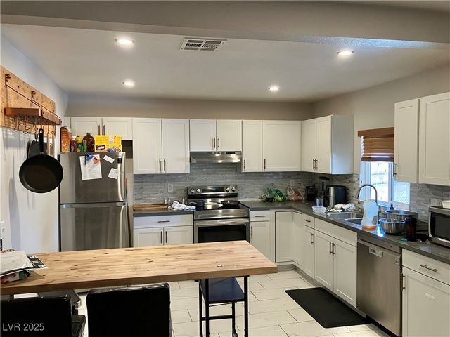 1314 Jessica Avenue, Las Vegas, NV 89104