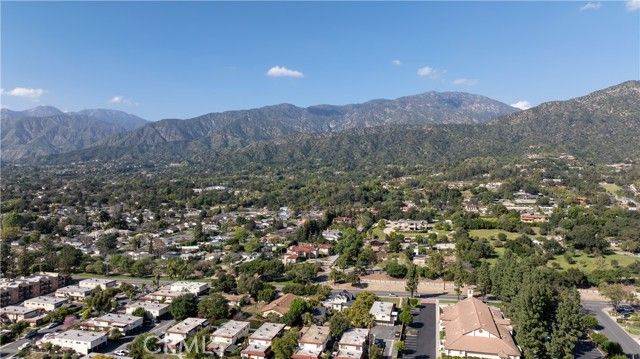 820 Junipero, Duarte, CA 91010