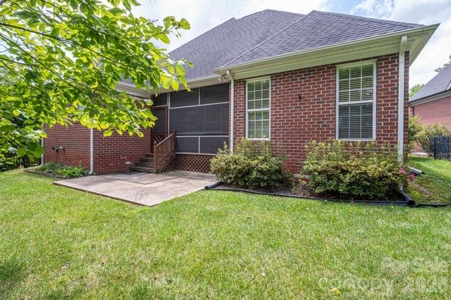 5308 Old Course Drive, Cramerton, NC 28032