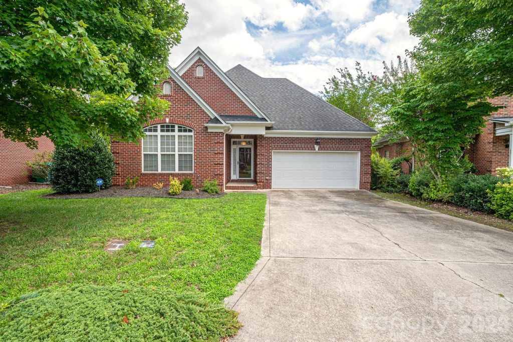 5308 Old Course Drive, Cramerton, NC 28032
