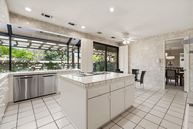 2024 Empire Mine Cir, Gold River, CA 95670