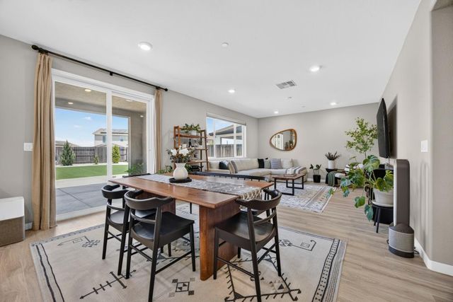 116 Tortosa Ct, Lincoln, CA 95648
