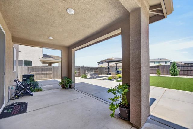116 Tortosa Ct, Lincoln, CA 95648