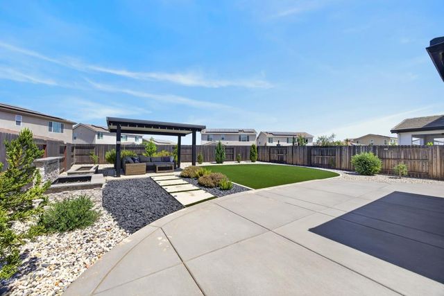 116 Tortosa Ct, Lincoln, CA 95648