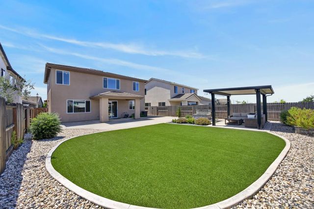 116 Tortosa Ct, Lincoln, CA 95648