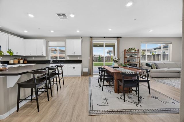 116 Tortosa Ct, Lincoln, CA 95648
