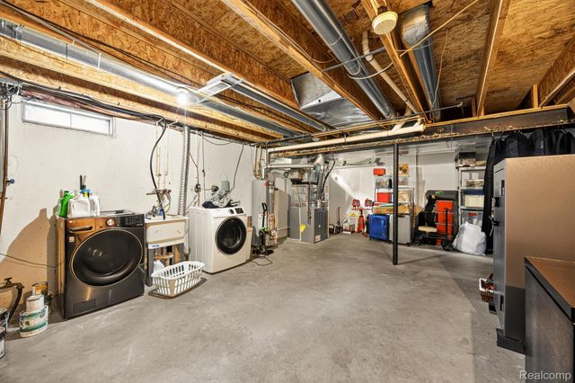 2772 Moosewood Drive, Waterford Charter Township, MI 48329
