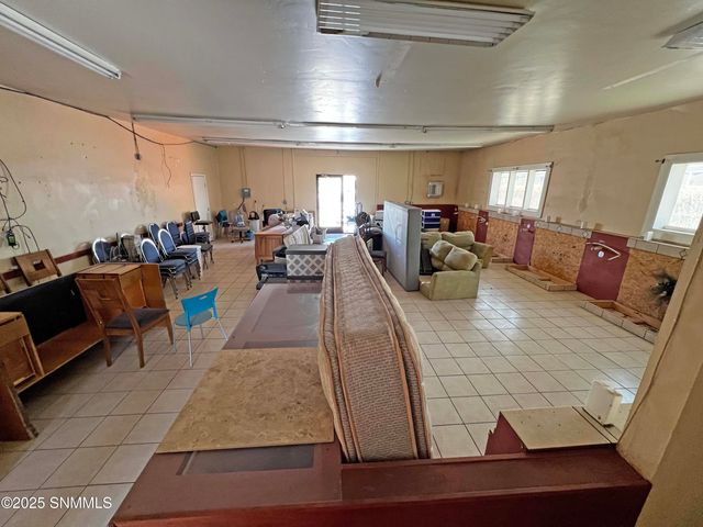 1570 W Picacho Avenue, Las Cruces, NM 88005