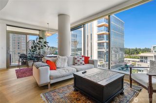 10610 NE 9th Place #1105, Bellevue, WA 98004
