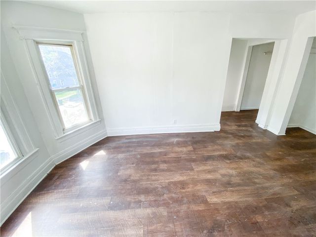 13 Brooklyn Street, Rochester, NY 14613