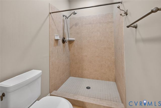 11801 Norwich Pl, Glen Allen, VA 23059