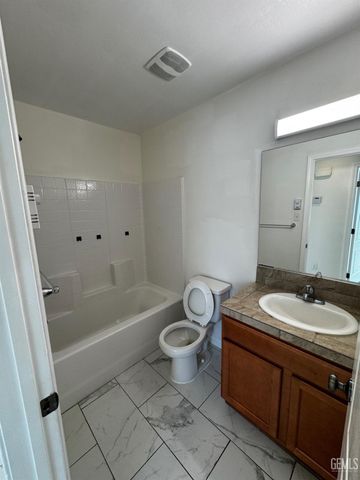 1120 Gargano Road, Bakersfield, CA 93306