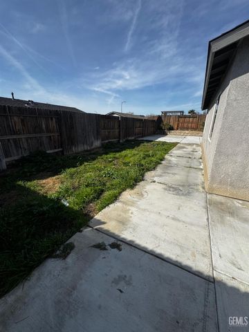 1120 Gargano Road, Bakersfield, CA 93306