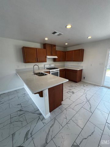 1120 Gargano Road, Bakersfield, CA 93306