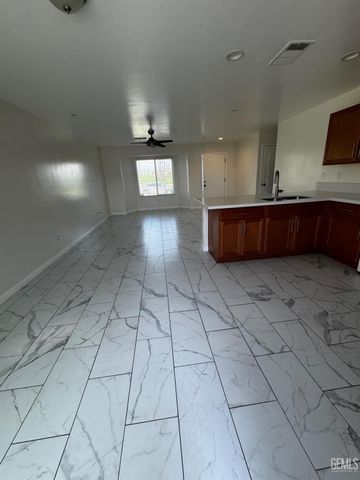 1120 Gargano Road, Bakersfield, CA 93306