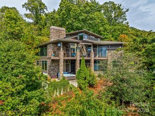 136 Senator Reynolds Road, Asheville, NC 28804