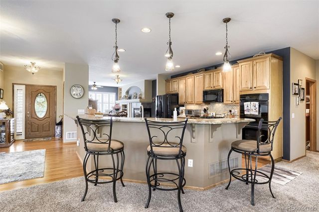 8011 S Shawnee Street, Aurora, CO 80016