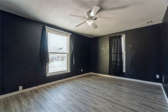 1004 10th Street SW, Cedar Rapids, IA 52404