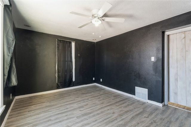 1004 10th Street SW, Cedar Rapids, IA 52404