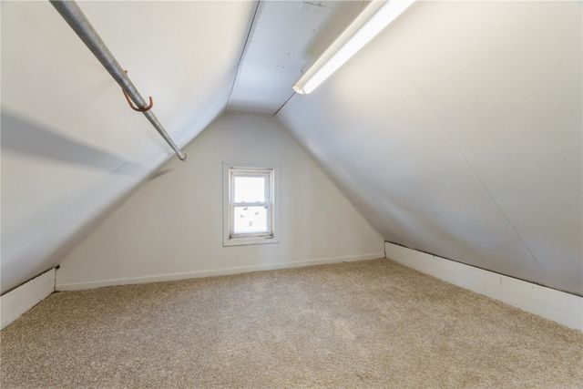 1004 10th Street SW, Cedar Rapids, IA 52404