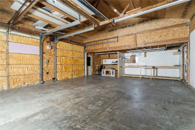 1004 10th Street SW, Cedar Rapids, IA 52404