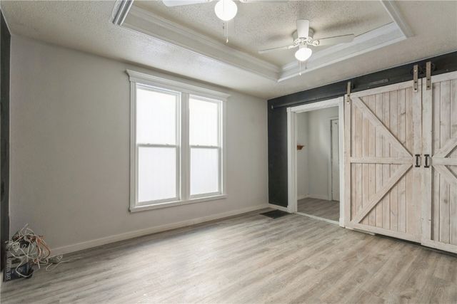 1004 10th Street SW, Cedar Rapids, IA 52404