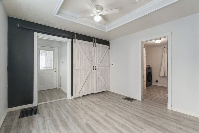 1004 10th Street SW, Cedar Rapids, IA 52404