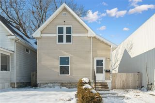 1004 10th Street SW, Cedar Rapids, IA 52404