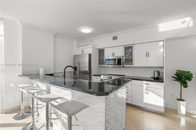 17555 Atlantic Boulevard 602, Sunny Isles Beach, FL 33160