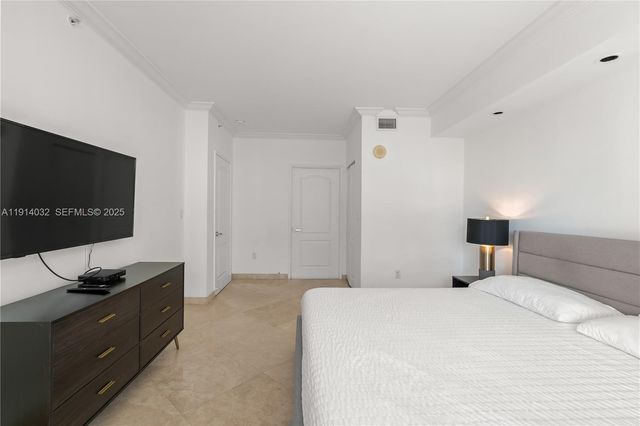 17555 Atlantic Boulevard 602, Sunny Isles Beach, FL 33160