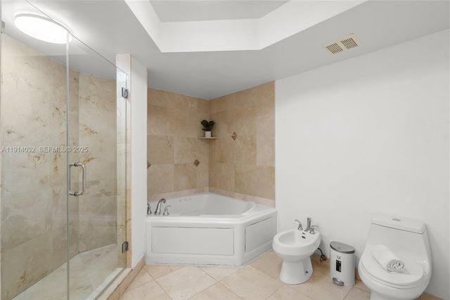 17555 Atlantic Boulevard 602, Sunny Isles Beach, FL 33160