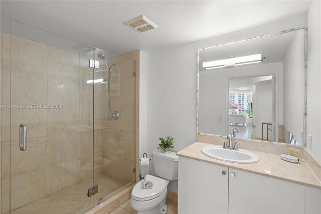17555 Atlantic Boulevard 602, Sunny Isles Beach, FL 33160