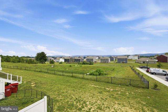 12 ORCHARD GREEN DR, Charles Town, WV 25414