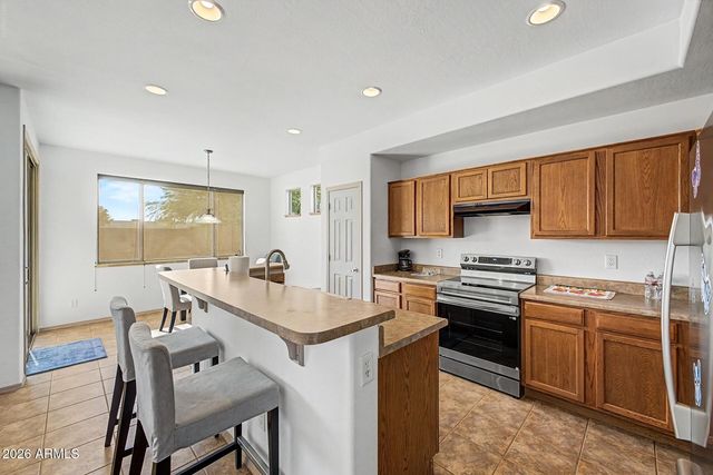 8218 S 23RD Place, Phoenix, AZ 85042